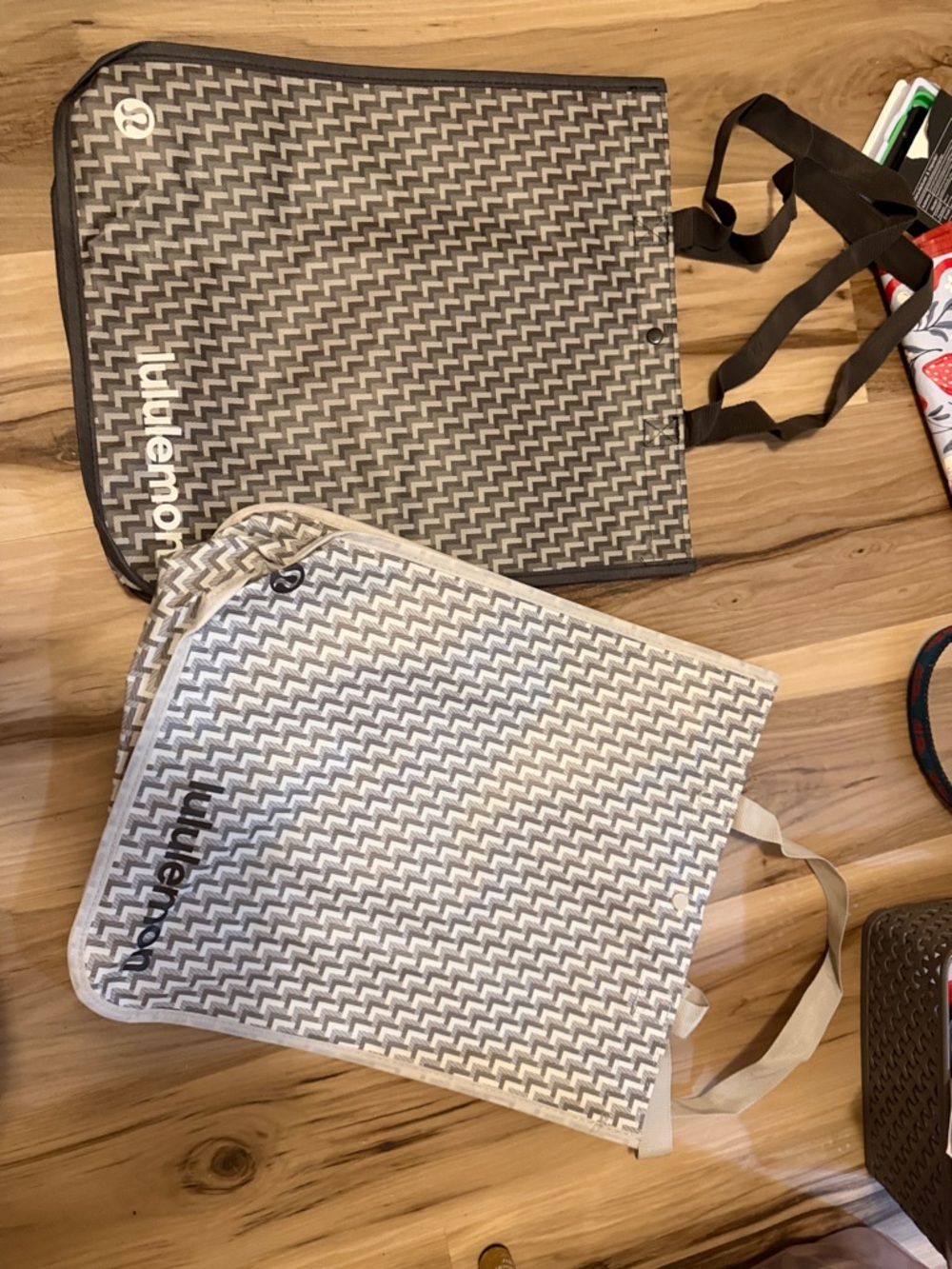 lululemon bags